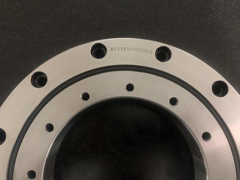 什么是交叉滾子軸承？交叉滾子軸承分為哪些類型